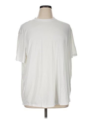 Nike Short Sleeve T-Shirt (view 1)