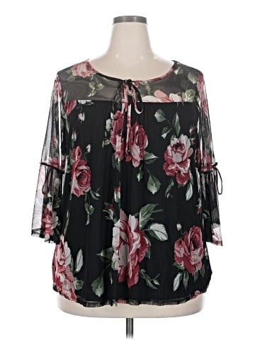 Naif 3/4 Sleeve Blouse (view 1)