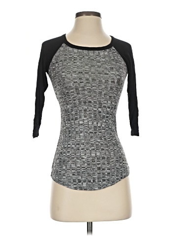 rue21 Pullover Sweater (view 1)