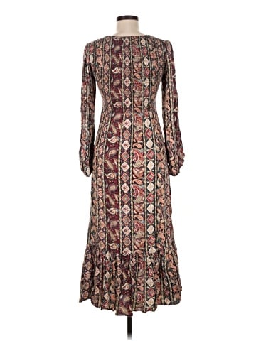 Urban Outfitters Casual Dress (view 2)