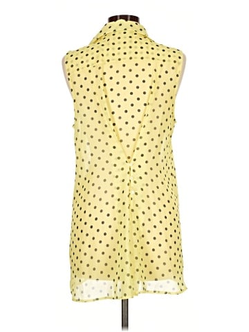 New York & Company Sleeveless Button-Down Shirt (view 2)