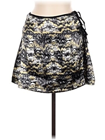 Urban Outfitters Casual Skirt (view 1)
