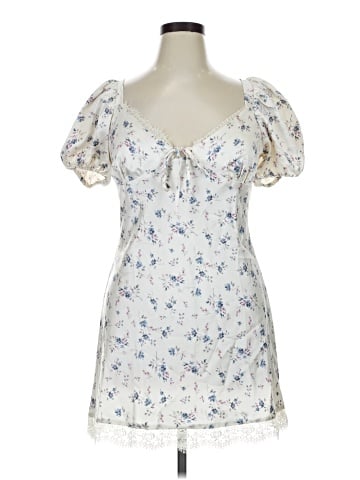Forever 21 Casual Dress (view 1)