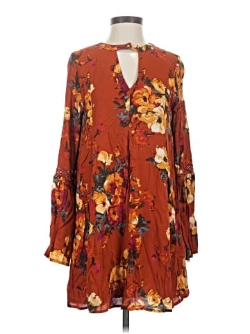 Blu Pepper Casual Dress (view 1)