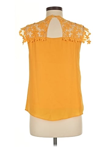 Unbranded Sleeveless Blouse (view 2)