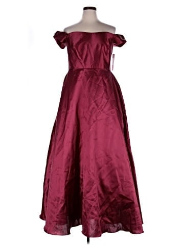 Monique Lhuillier Cocktail Dress (view 1)