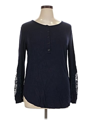 Amaryllis Long Sleeve Henley (view 1)
