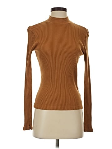 Uniqlo Turtleneck Sweater (view 1)