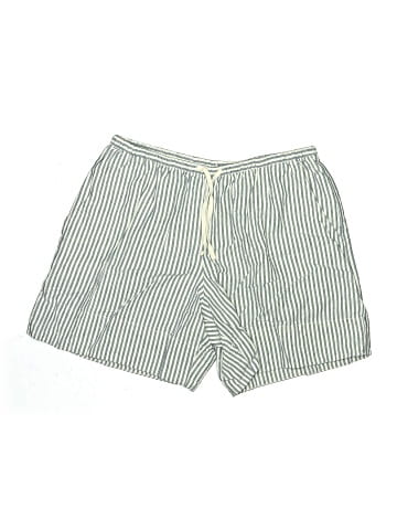 Gap Shorts (view 1)