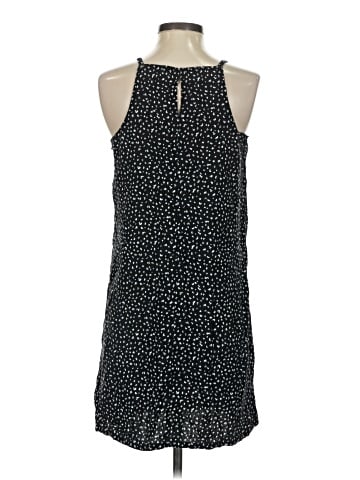 Old Navy Casual Dress (view 2)