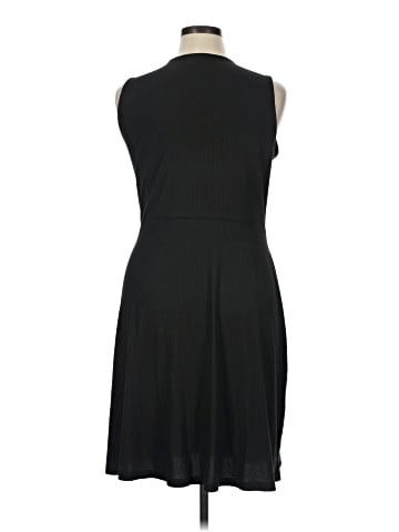 Gilli Cocktail Dress (view 2)