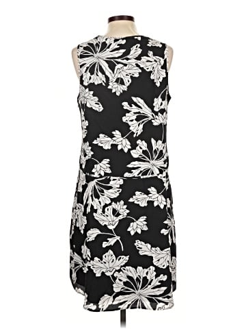 Banana Republic Casual Dress (view 2)