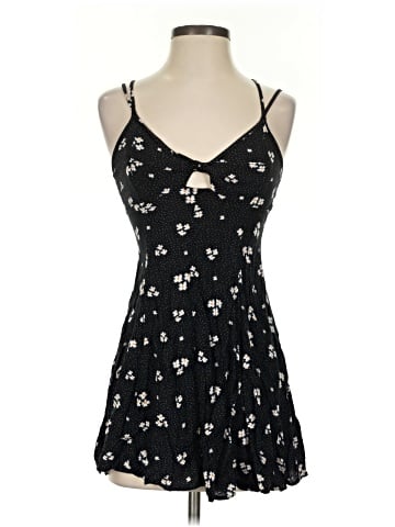 American Eagle Outfitters Casual Dress (view 1)