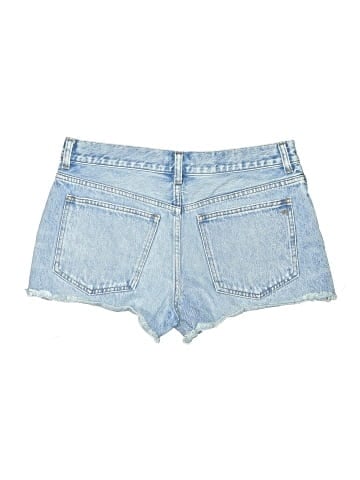 Madewell Low-Rise Boyfriend Shorts in Glendora Wash (view 2)