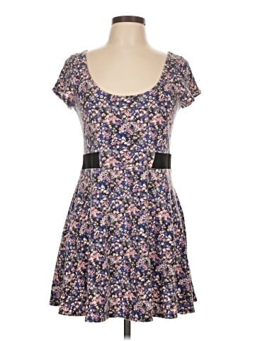 American Eagle Outfitters Casual Dress (view 1)