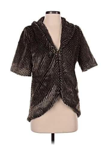 Isle Apparel Short Sleeve Blouse (view 1)
