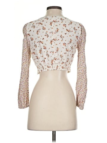 American Eagle Outfitters 3/4 Sleeve Blouse (view 2)