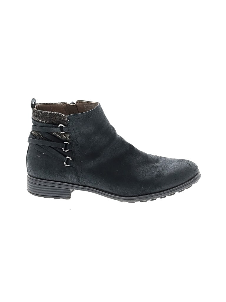 Pre-owned White Mountain Ankle Boots In Black