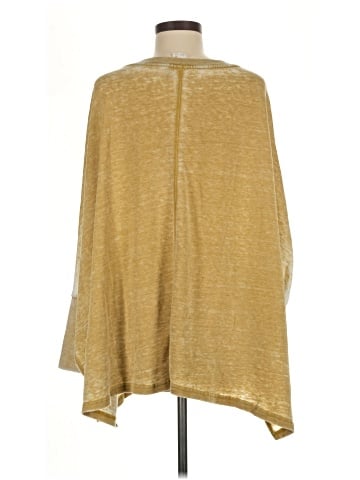 Akemi + Kin 3/4 Sleeve T-Shirt (view 2)