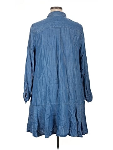 Crown & Ivy 3/4 Sleeve Button-Down Shirt (view 2)