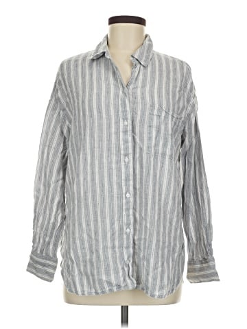Old Navy Long Sleeve Button-Down Shirt (view 1)