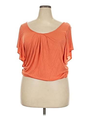 Decree Short Sleeve Top (view 1)