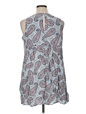 Old Navy Casual Dress (view 2)