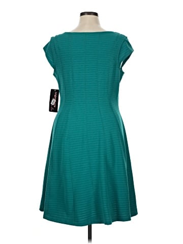 Signature by Robbie Bee Casual Dress (view 2)