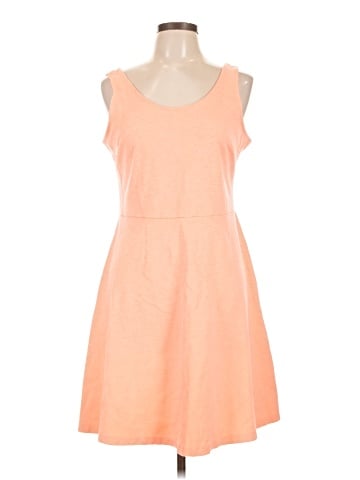 Old Navy Casual Dress (view 1)