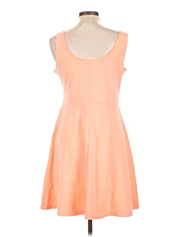 Old Navy Casual Dress (view 2)