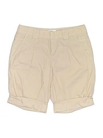 Vince. Khaki Shorts (view 1)