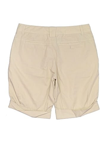 Vince. Khaki Shorts (view 2)