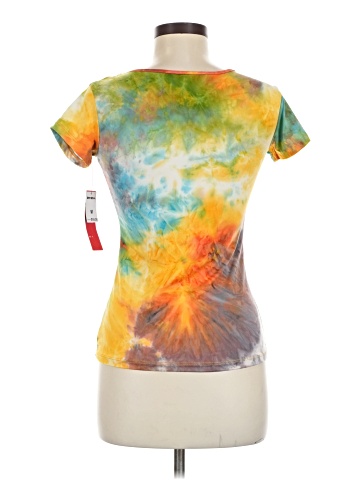 Hot Kiss Short Sleeve T-Shirt (view 2)