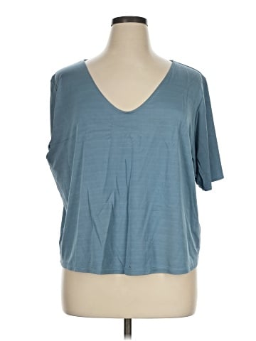 Vince. Short Sleeve T-Shirt (view 1)