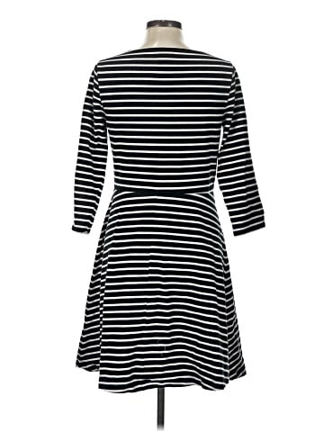 Old Navy Casual Dress (view 2)