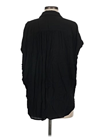 Madewell Sleeveless Button-Down Shirt (view 2)