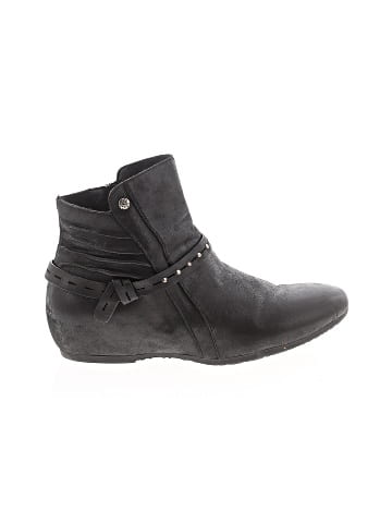 Baretraps Ankle Boots (view 1)