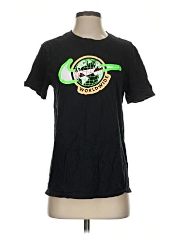 Nike Short Sleeve T-Shirt (view 1)
