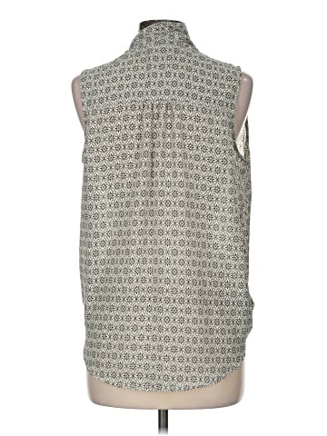 Everleigh Sleeveless Blouse (view 2)