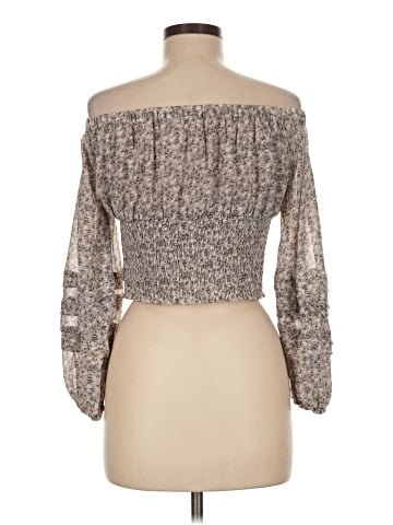 ASTR The Label 3/4 Sleeve Blouse (view 2)