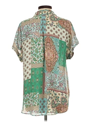 Cupcakes & Cashmere Short Sleeve Blouse (view 2)