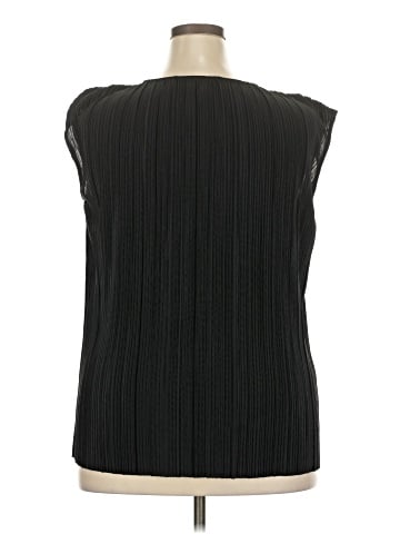 The Limited Sleeveless T-Shirt (view 2)