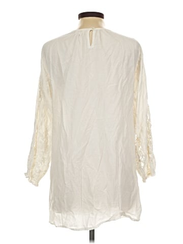 World Market 3/4 Sleeve Blouse (view 2)