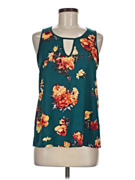 Market And Spruce Sleeveless Blouse