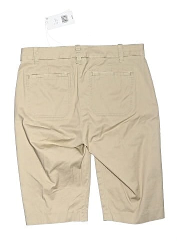 Vince. Khaki Shorts (view 2)