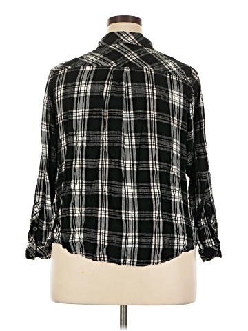 Torrid 3/4 Sleeve Button-Down Shirt (view 2)