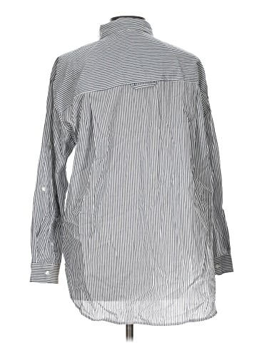 Gloria Vanderbilt Long Sleeve Button-Down Shirt (view 2)