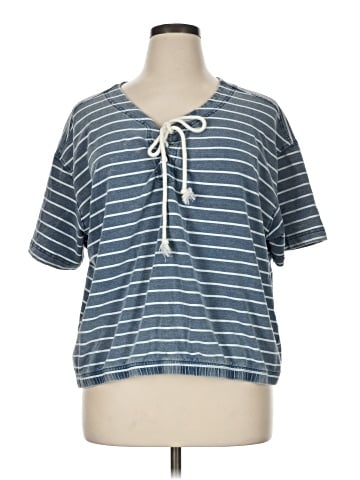 Jane and Delancey Short Sleeve Top (view 1)