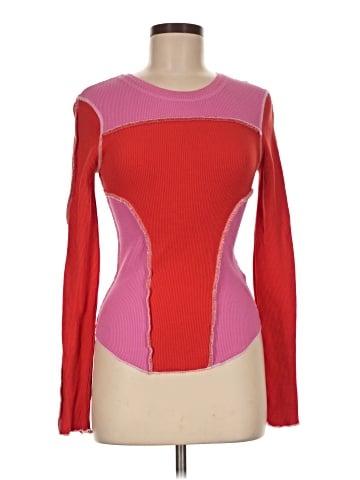Urban Outfitters Long Sleeve T-Shirt (view 1)