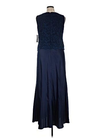 Alex Evenings Cocktail Dress (view 2)
